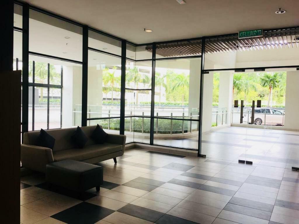 Apartamento Conezion Ioi Putrajaya Exterior foto